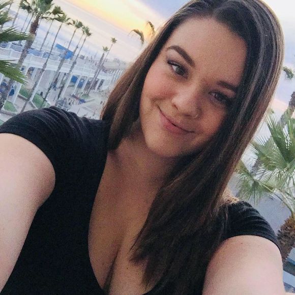 Meet your Posher, Mikal - Picture 1 of 1